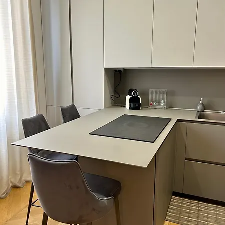Luxury Gold Apartment *