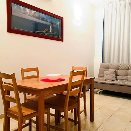 Perfect Flat In City *