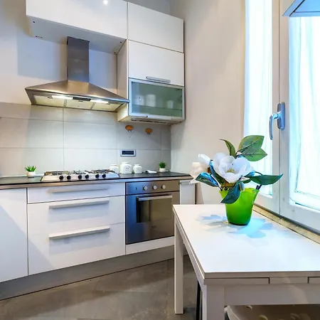 Apartment Life - Duomo With Terrace