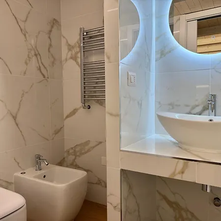 Apartament Comecasa Incantevole Loft In Bocconi