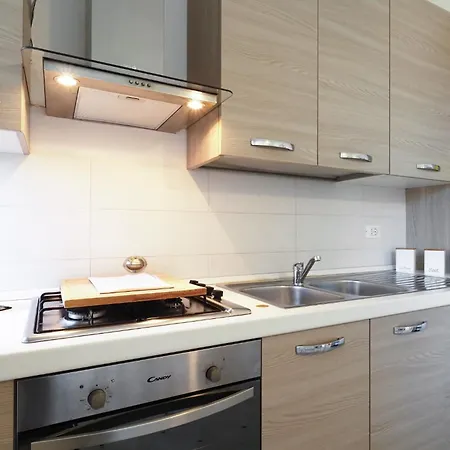 Zaffiro Apartment