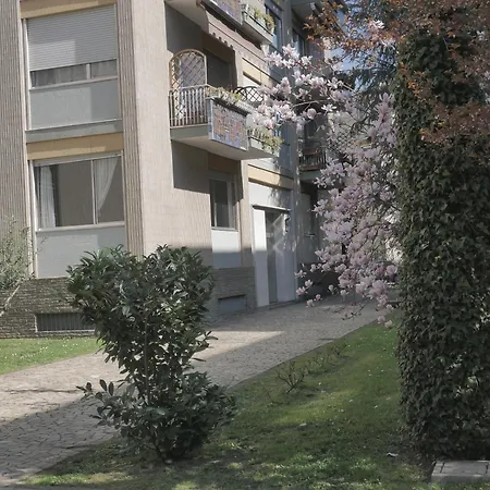 Garden Flat Appartement Milaan