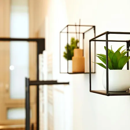 Urban Flats Sanzio 20 - Vicino A Duomo, Stadio E Fiera Milán