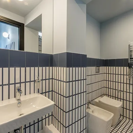 Apartment Quantum 5 Electron *