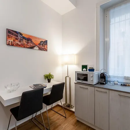 Apartment Comfy Historic Centre Milan