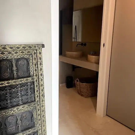Apartment Modern Canal-side Loft With Private Garden *