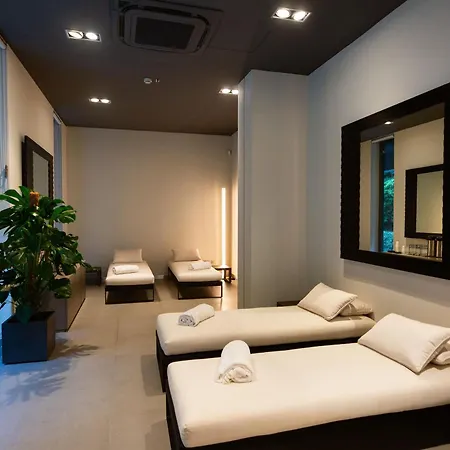 Zambala Luxury Apartahotel 4*