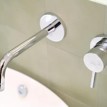 Comecasa Porta Romana Flat No Area C 아파트 *