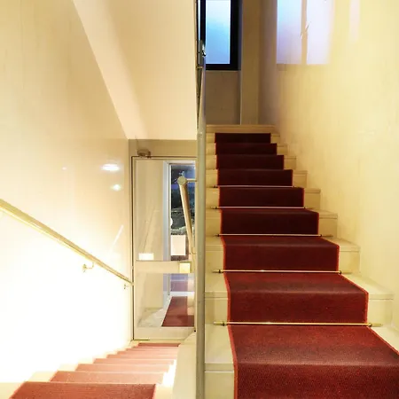 Apartament Eri-kasa *