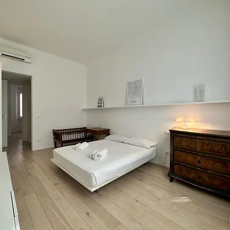 Apartment The White House In Milan