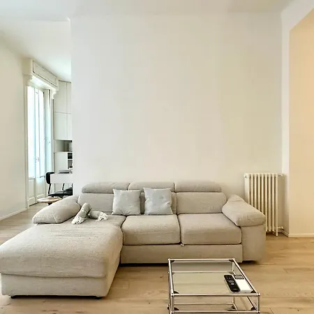 Apartment The White House In Milan