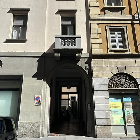 The White House In *