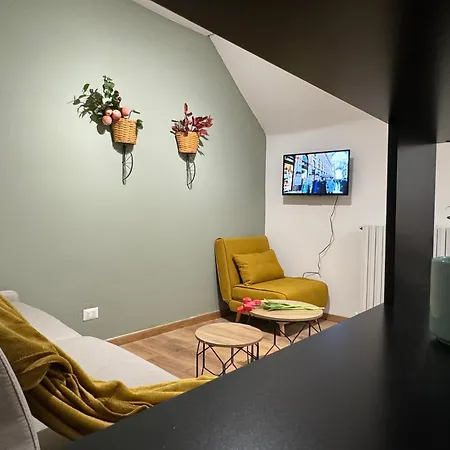 Plinio 29 - Homy Apartmán *