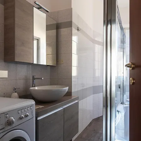 Youhosty - Populonia 10 *