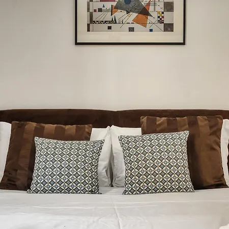 Just Urban - Modern - Trivulzio 3 * מילאנו