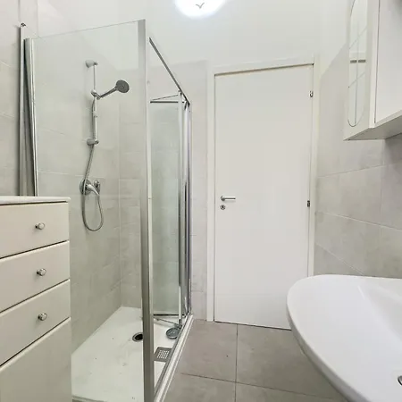 Free Parking Navigli Urban Retreat * Milan