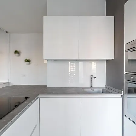 Apartment Parmenide *