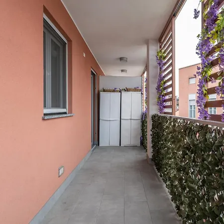 Apartment Parmenide *