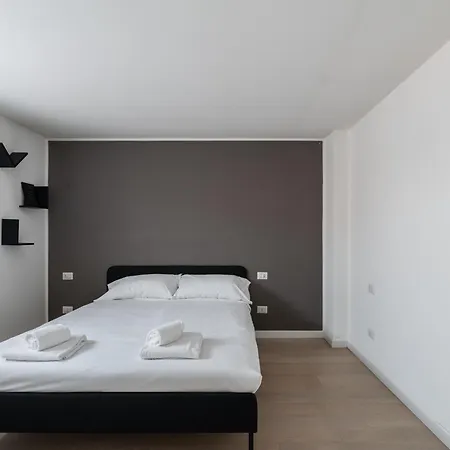 Apartment Parmenide