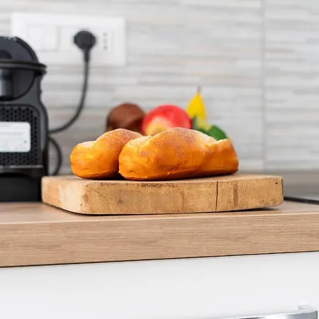 Modern Flat 10 Minutes Duomo Apartment