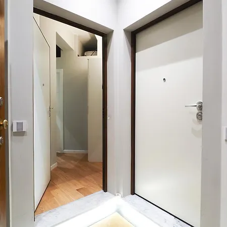 Apartment Rifugio Chic In Centro Milan