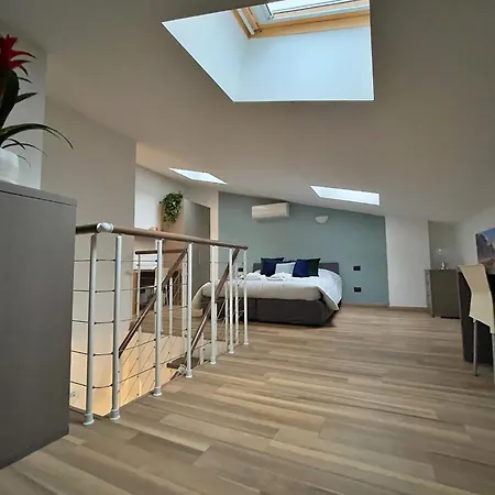 Apartment Candiani B3 Bilocale 2 Livelli *