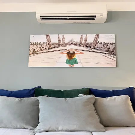 Stylish Apt With Balcony In Milan Mailand