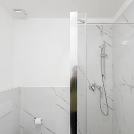 Bilocale Di Design In Zona Chinatown - Sempione *