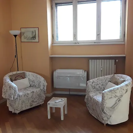 Cozy, Quiet & Terrace, Fashion District, Wi-Fi *