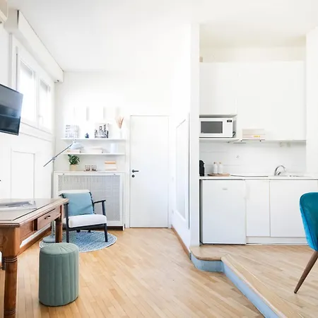 Amazing In San Babila Apartment Mailand