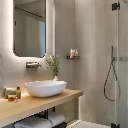 Sonder By Marriott Bonvoy Manzoni Torre Velasca Lägenhetshotell Milano