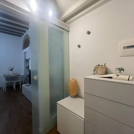 La Regina Delle Locazioni Appena Fuori Dalla Metro Porta Romana Apartamento