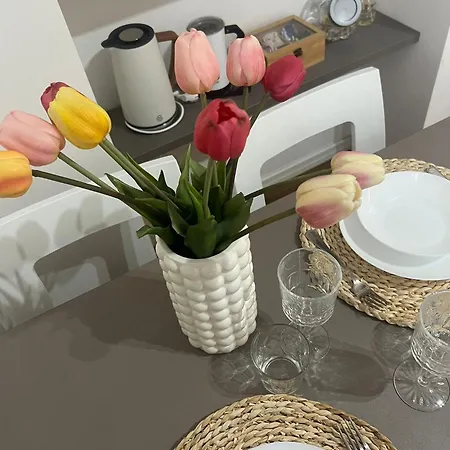 Apartamento La Regina Delle Locazioni Appena Fuori Dalla Metro Porta Romana Milão