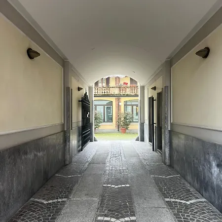 La Regina Delle Locazioni Appena Fuori Dalla Metro Porta Romana Apartamento