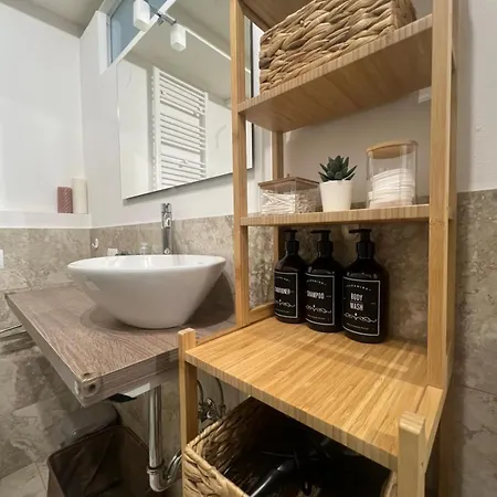 La Regina Delle Locazioni Appena Fuori Dalla Metro Porta Romana *