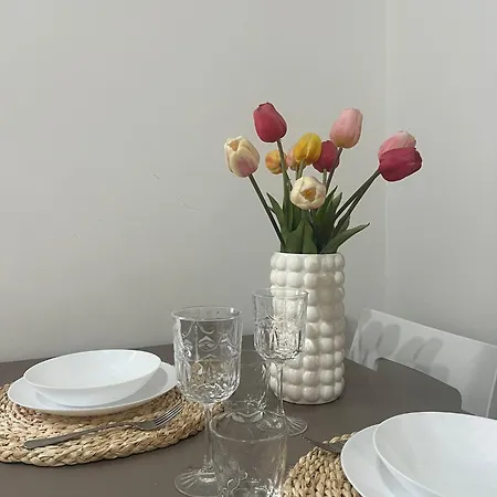 La Regina Delle Locazioni Appena Fuori Dalla Metro Porta Romana Apartamento