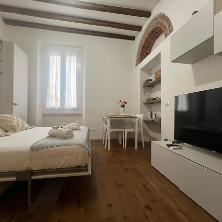 Apartamento La Regina Delle Locazioni Appena Fuori Dalla Metro Porta Romana Milão