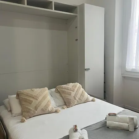 La Regina Delle Locazioni Appena Fuori Dalla Metro Porta Romana Apartamento Milão