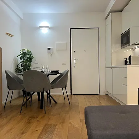 La Regina Delle Locazioni In Porta Romana 3 Apartment Milan