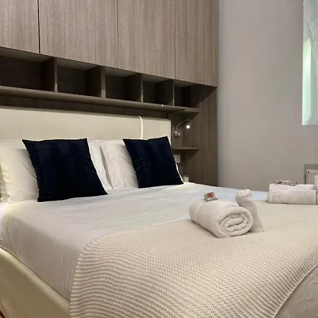 La Regina Delle Locazioni In Porta Romana 3 Apartment *