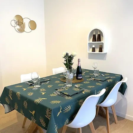 Mico Elegante E Raffinato Trilocale