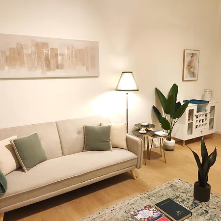Mico Elegante E Raffinato Trilocale