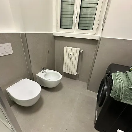 Bilocale Chic Ponte Nuovo Apartamento