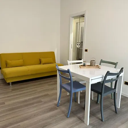 Bilocale Chic Ponte Nuovo Apartamento Milán
