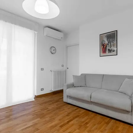 Apartment Duomo-navigli Samara 1 Brioschi, 65 Milan