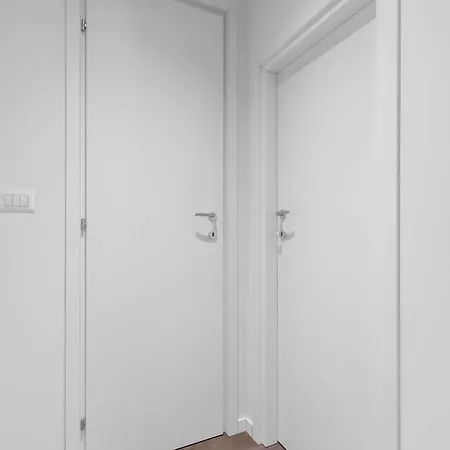 Duomo-navigli Samara 3 Binda 36 * Милан