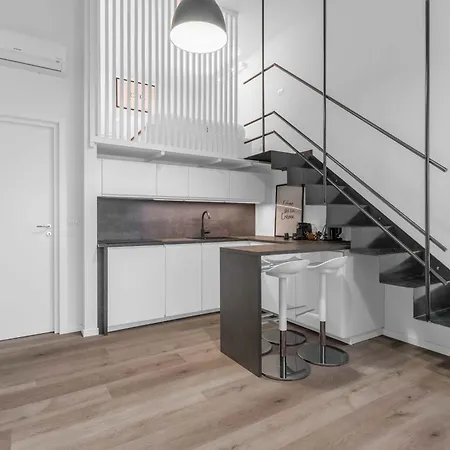 Duomo-navigli Samara 3 Binda 36 Милан