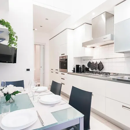 Easylife - - Disciplini 17 - Historic Center Appartamento *