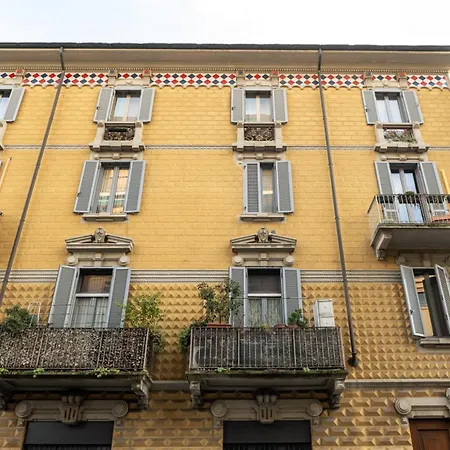 Wabi Sabi Vicino Metro M1 Apartment