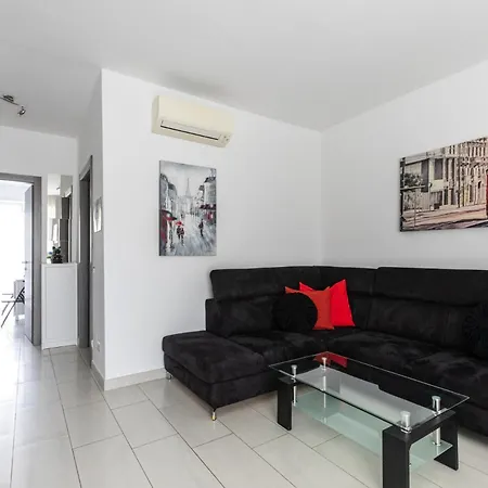 Bisceglie Mm Balcony King Milan